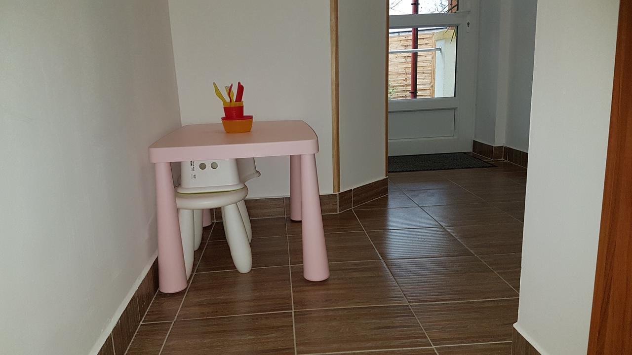 Poroszlay Apartment